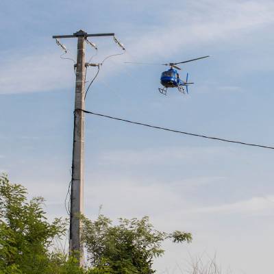 Survol d'un réseau électrique par une société missionnée par Enedis en 2025 - Jet Systems Helicopteres Services