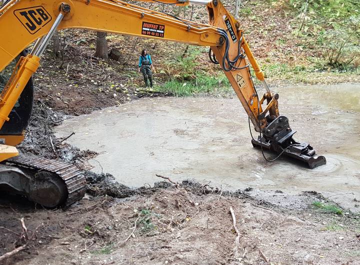 Gouille pendant l’opération de retrait © Marie-Anaïs Lien